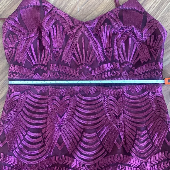 Guess Gianni Embroidered Mesh-Inset Dress Size: 4 - Picture 5 of 6